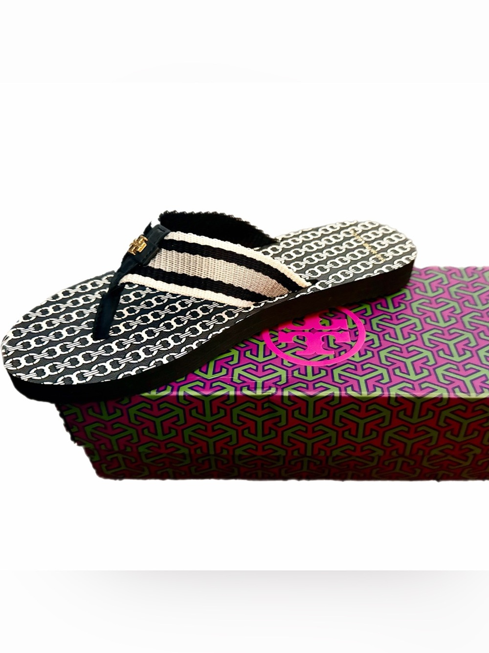 Tory Burch -GEMINI LINK - EVA - Black and Cream Patterned Logo Flip Flop Sandal